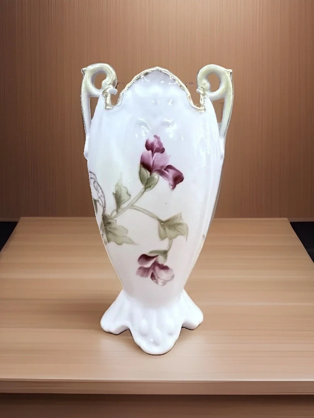 Antique Porcelain Vase Urn Floral Peonies Hand Painted Gold Gilded Japan  9